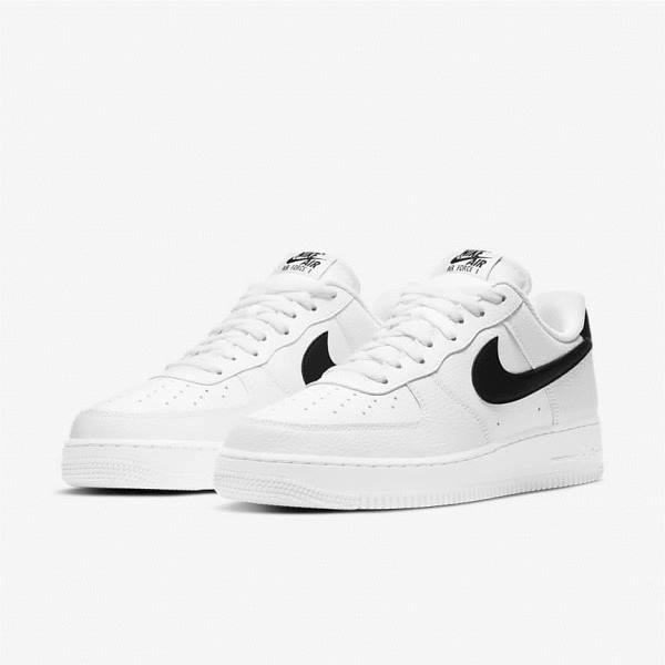 Zapatillas Nike Air Force 1 07 Hombre Blancas Negras | NK804COZ