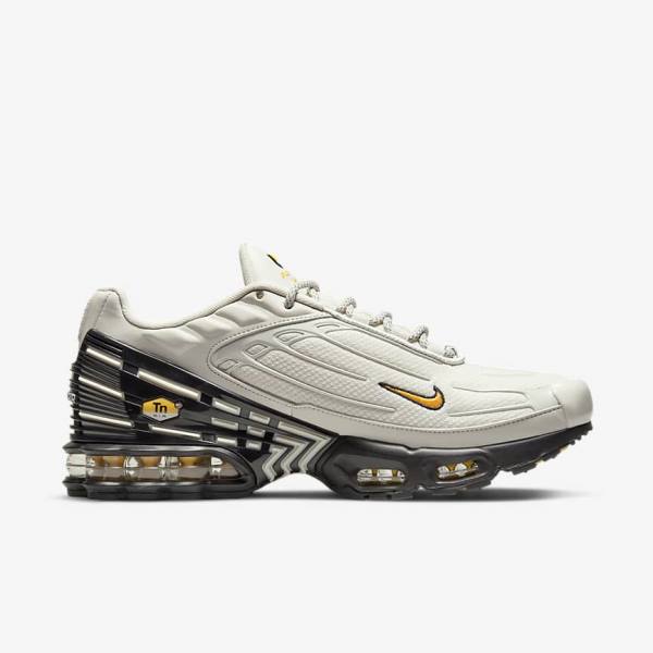 Zapatillas Nike Air Max Plus 3 Hombre Beige Claro Negras Plateadas Doradas | NK795RMA