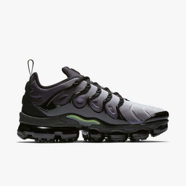 Zapatillas Nike Air VaporMax Plus Hombre Negras Blancas | NK374SEF