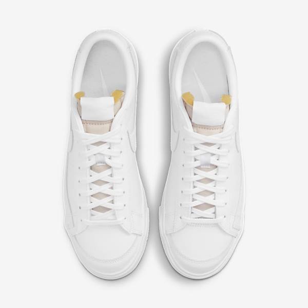 Zapatillas Nike Blazer Low 77 Mujer Blancas | NK792LNS