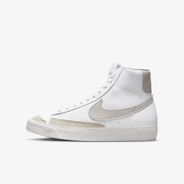 Zapatillas Nike Blazer Mid 77 SE Older Niños Blancas Beige Claro | NK789VAR