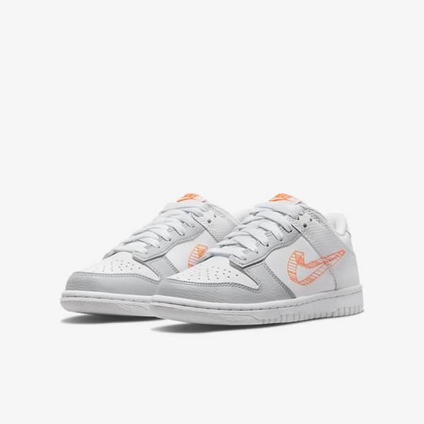 Zapatillas Nike Dunk Low SE Older Niños Blancas Plateadas Naranjas | NK032JSL